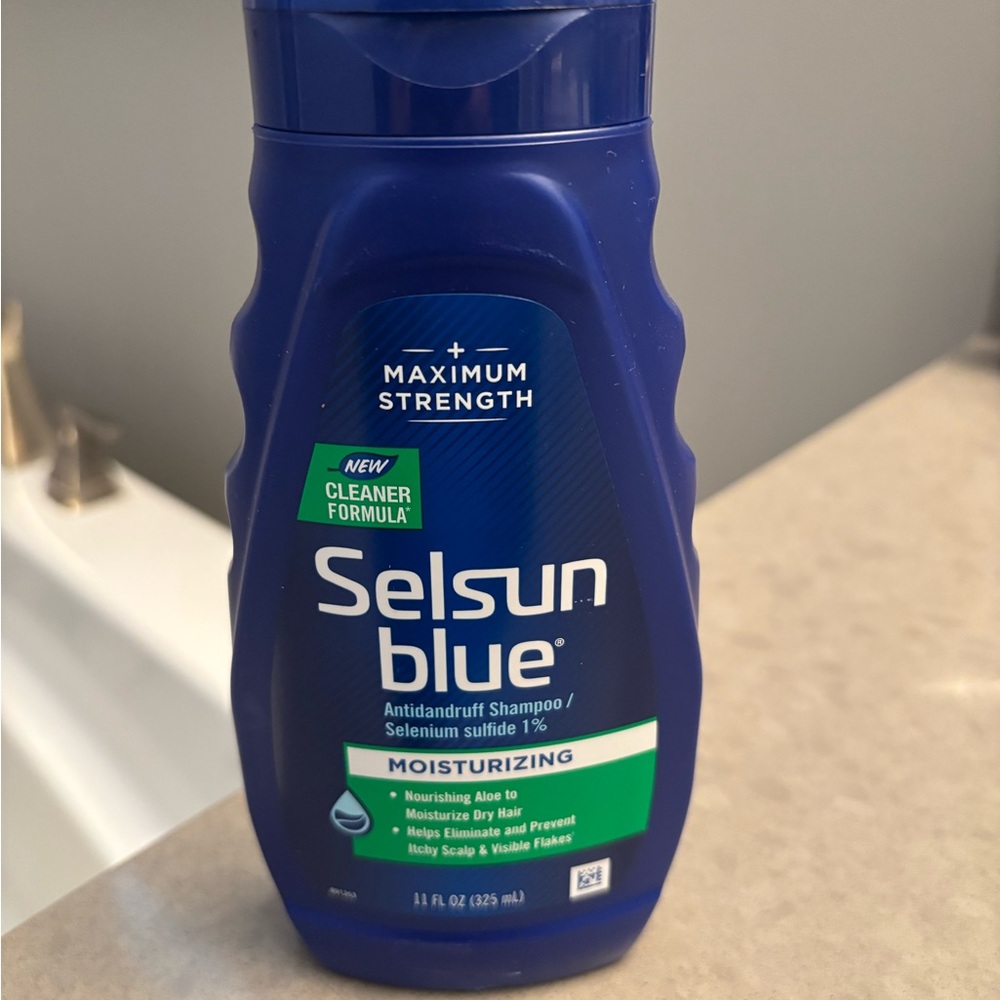 Selsun Blue Maximum Strength Moisturizing Shampoo